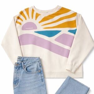 Stylish Cream Sweatshirt with Colorful Design
